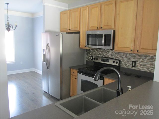 400 Clarice Avenue 345, Charlotte, NC 28204