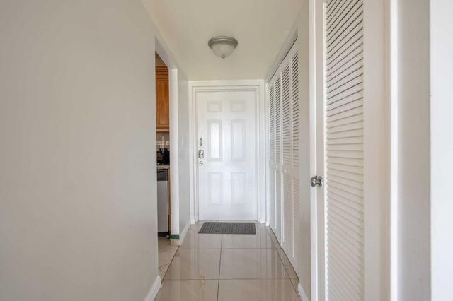 8861 Sunrise Lakes Boulevard Unit 301, Sunrise, FL 33322