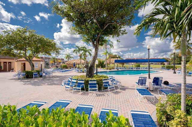 8861 Sunrise Lakes Boulevard Unit 301, Sunrise, FL 33322