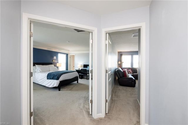 815 Angel Wing DR, Chesapeake, VA 23323