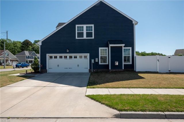 815 Angel Wing DR, Chesapeake, VA 23323