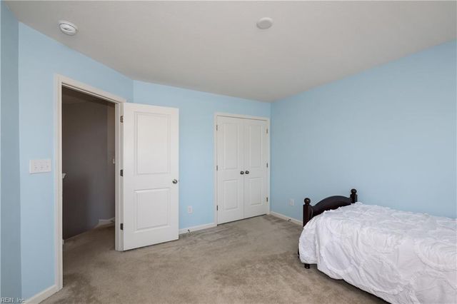 815 Angel Wing DR, Chesapeake, VA 23323