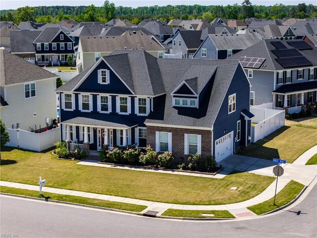 815 Angel Wing DR, Chesapeake, VA 23323