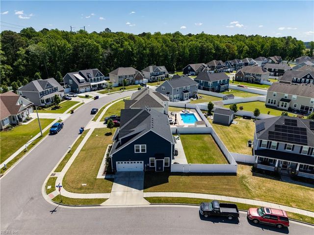 815 Angel Wing DR, Chesapeake, VA 23323