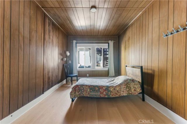 940 everett, Los Angeles, CA 90026