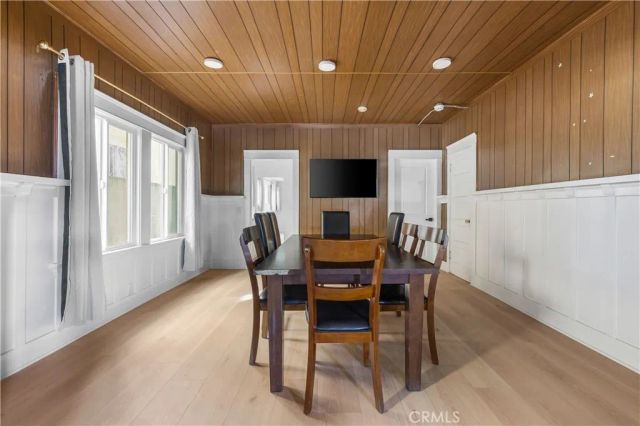 940 everett, Los Angeles, CA 90026