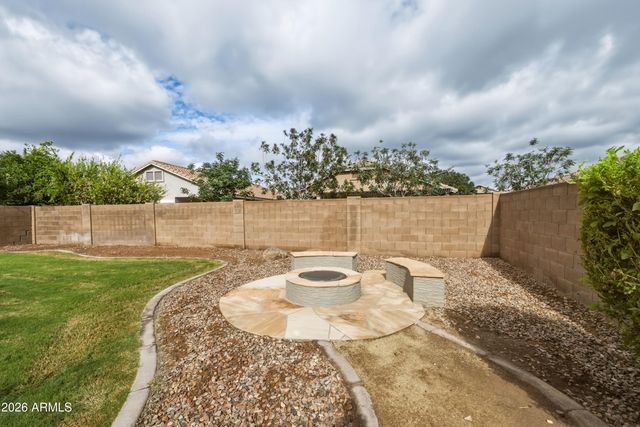 3868 S STALLION Drive, Gilbert, AZ 85297