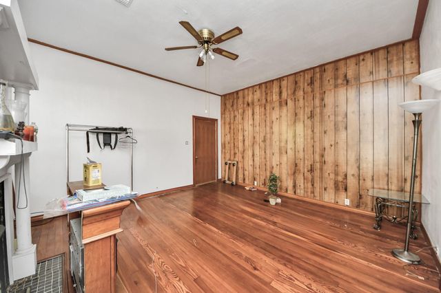 3012 Garrow Street, Houston, TX 77003