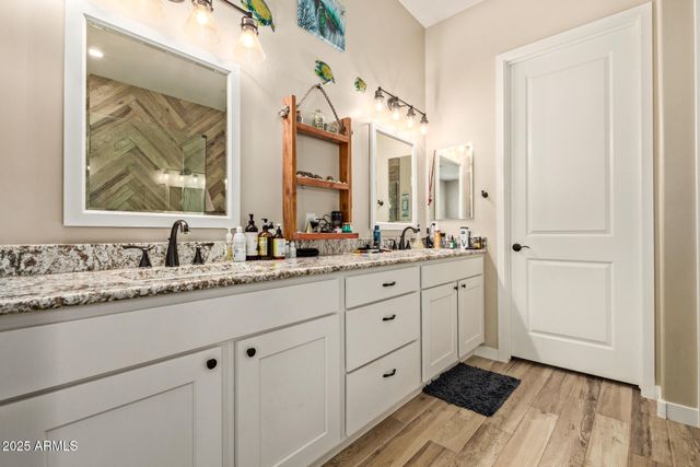 8998 W GARNET MOUNTAIN Drive, Casa Grande, AZ 85194