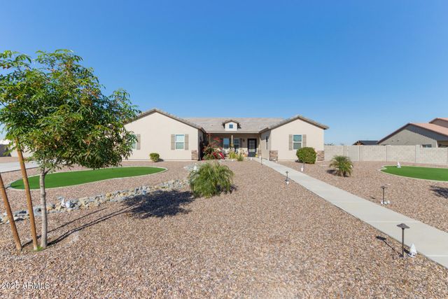 8998 W GARNET MOUNTAIN Drive, Casa Grande, AZ 85194