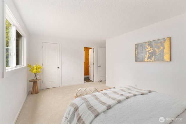 36631 SE Fall City Snoqualmie Road, Fall City, WA 98024