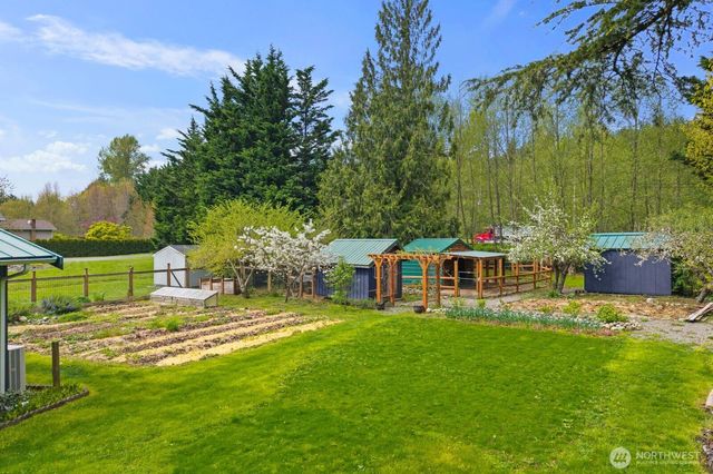 36631 SE Fall City Snoqualmie Road, Fall City, WA 98024