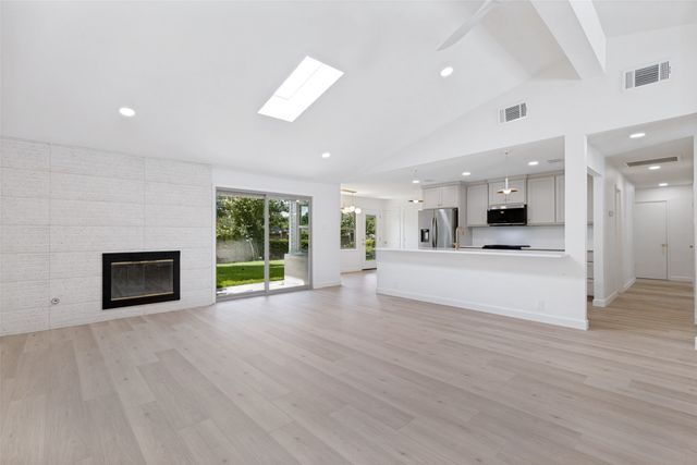 919 Wedgewood Way, Richardson, TX 75080