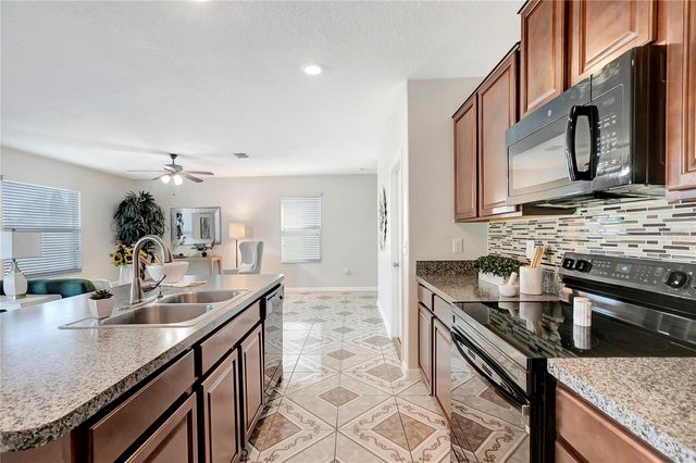 359 CASCADE BEND DRIVE, Ruskin, FL 33570