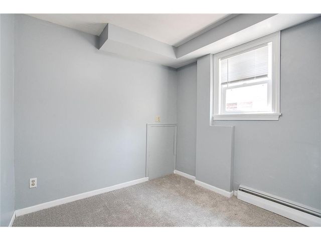 914 Burr Street, Saint Paul, MN 55130