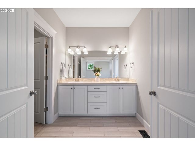 14457 Se 155TH Dr, Clackamas, OR 97015