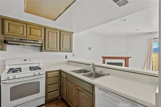 18209 Sierra 95, Canyon Country, CA 91351