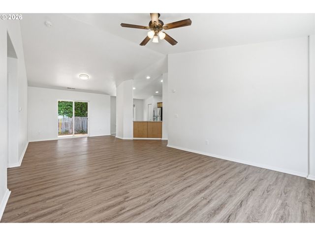 3047 WALLACE Rd Nw, Salem, OR 97304