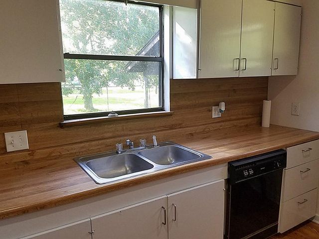 10451 County Road 909, Alvin, TX 77511