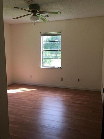 10451 County Road 909, Alvin, TX 77511