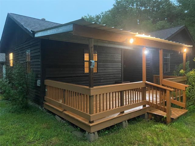 10451 County Road 909, Alvin, TX 77511