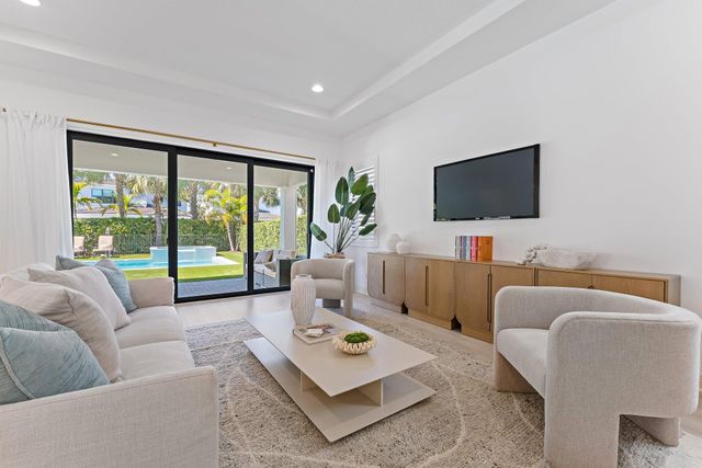 13161 Faberge Place, Palm Beach Gardens, FL 33418