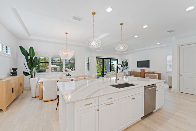 13161 Faberge Place, Palm Beach Gardens, FL 33418