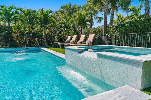 13161 Faberge Place, Palm Beach Gardens, FL 33418