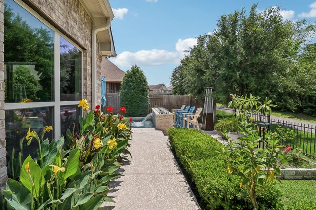 164 Racetrack Lane, Montgomery, TX 77356