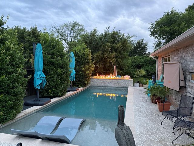 164 Racetrack Lane, Montgomery, TX 77356