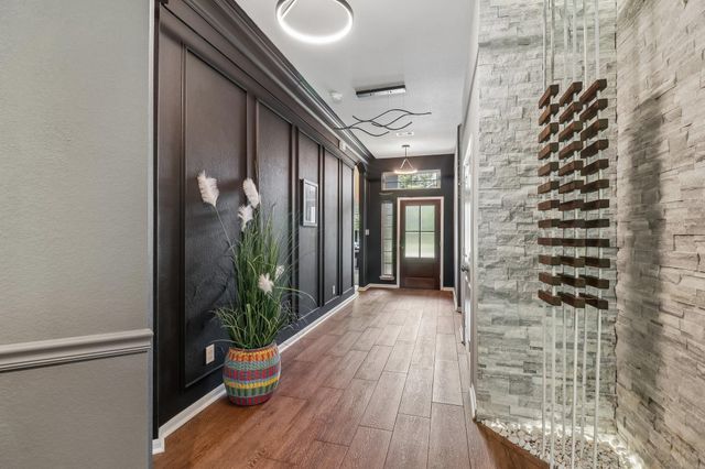 164 Racetrack Lane, Montgomery, TX 77356