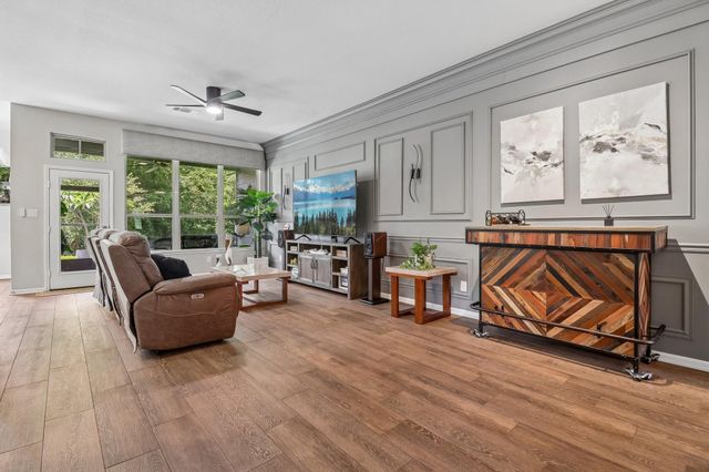 164 Racetrack Lane, Montgomery, TX 77356