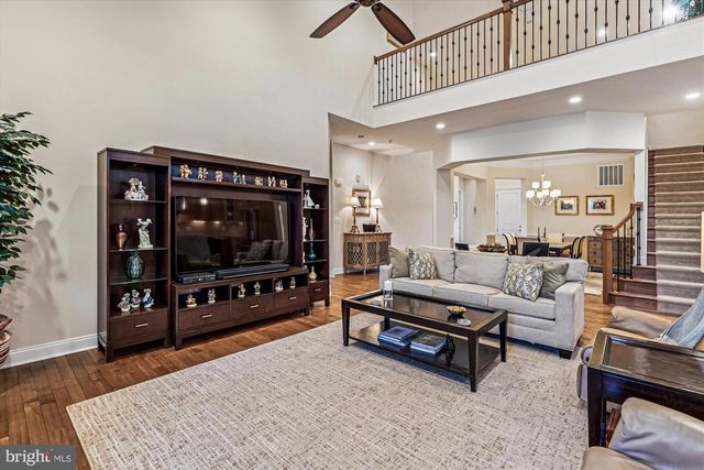 5934 BOWES CREEK PL, Gainesville, VA 20155