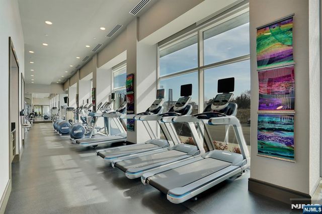 1200 Avenue At Port Imperial 417, Weehawken, NJ 07086