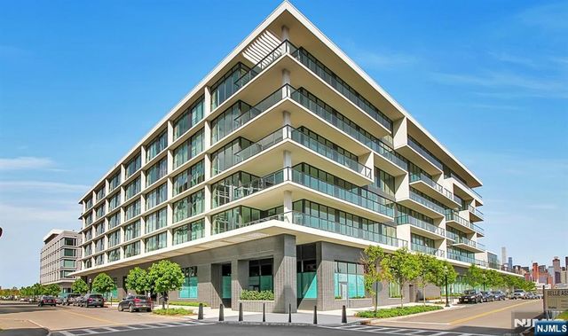1200 Avenue At Port Imperial 417, Weehawken, NJ 07086