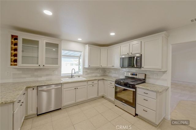 13934 Okesa, Apple Valley, CA 92307