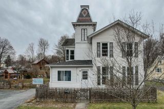 197 York Street, Poultney, VT 05764