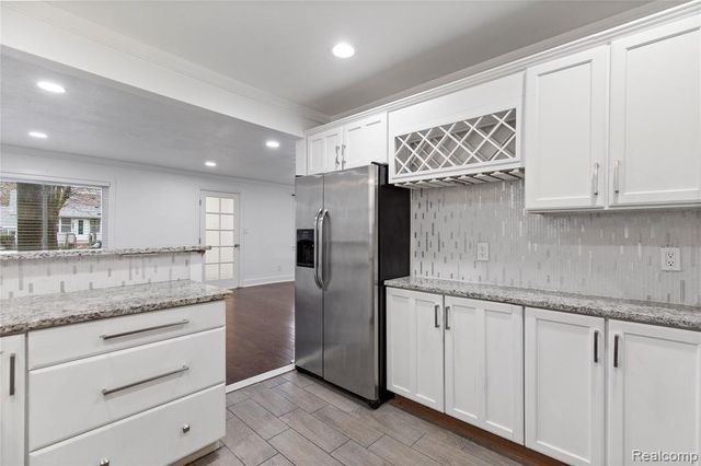 22712 Clairwood Street, Saint Clair Shores, MI 48080