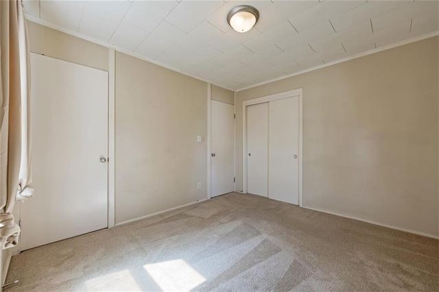 1225 43rd Street, Kansas City, MO 64116