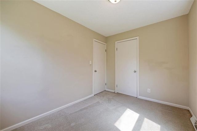 1225 43rd Street, Kansas City, MO 64116