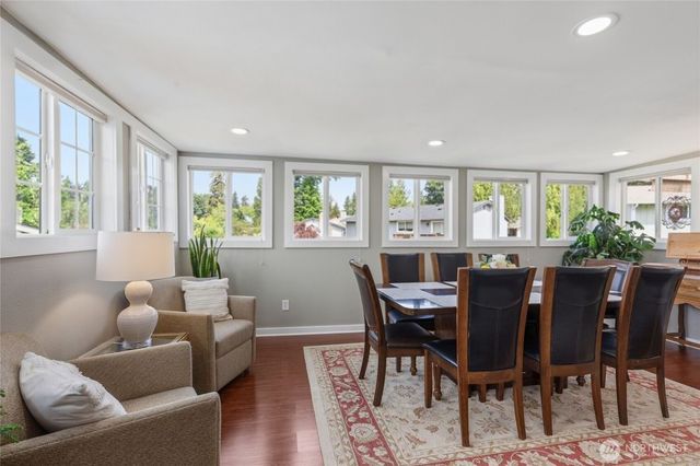 6878 Helena Drive NE, Bremerton, WA 98311