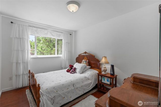 6878 Helena Drive NE, Bremerton, WA 98311