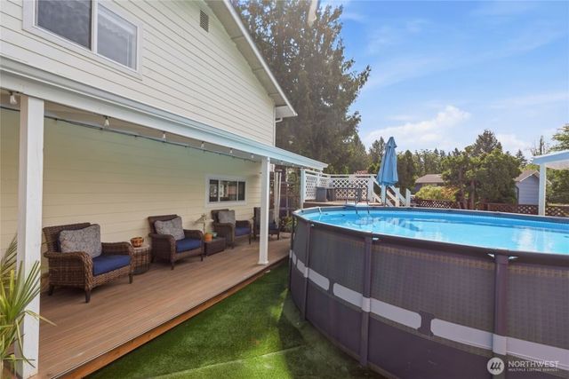 6878 Helena Drive NE, Bremerton, WA 98311