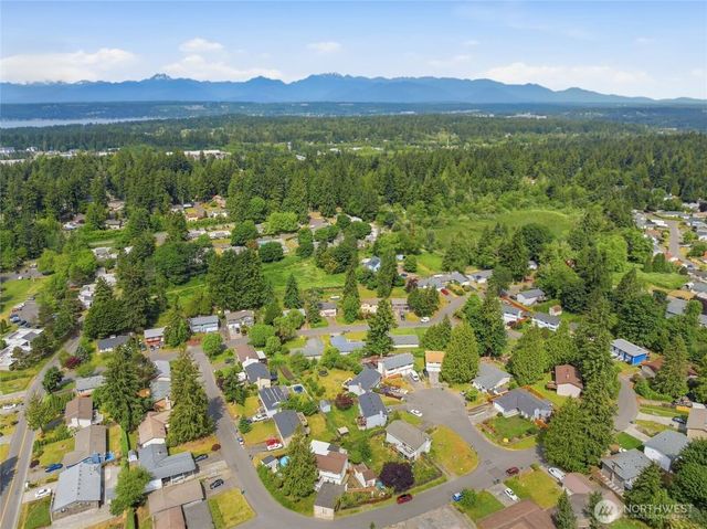 6878 Helena Drive NE, Bremerton, WA 98311