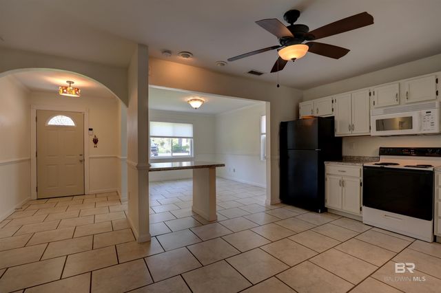 301 Perdido Avenue, Fairhope, AL 36532