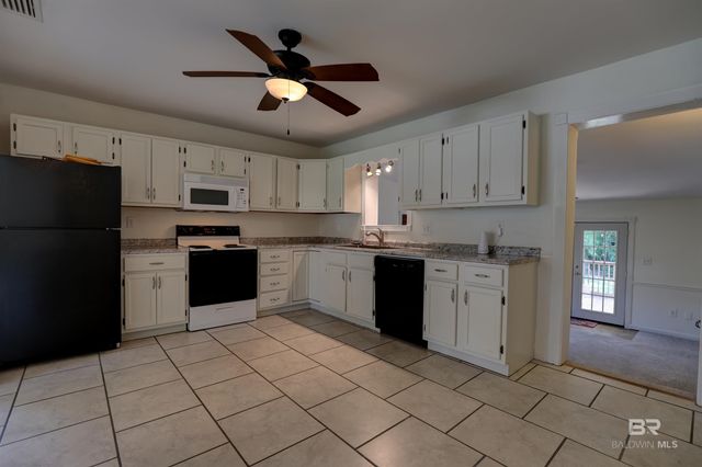 301 Perdido Avenue, Fairhope, AL 36532