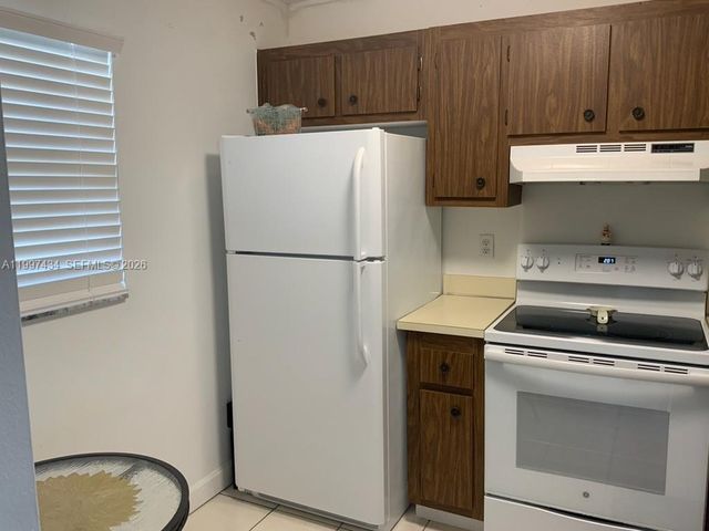 9311 Orange Grove Dr 405, Davie, FL 33324