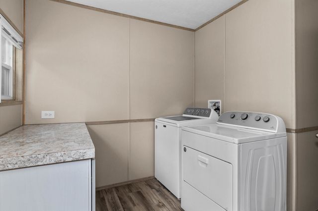 731 County Road 418D, Henderson, TX 75652