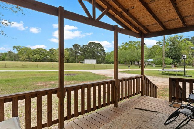 731 County Road 418D, Henderson, TX 75652