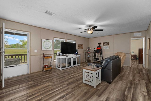 731 County Road 418D, Henderson, TX 75652